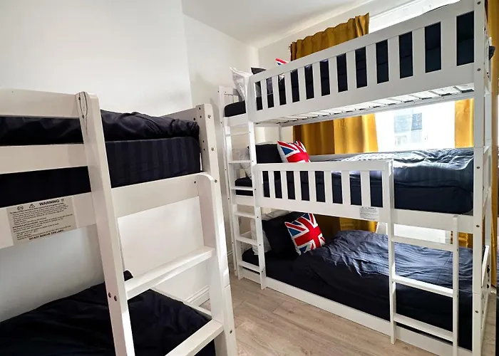 Flat B, Stay In Earlsfield